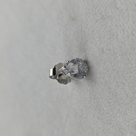 NWT, Kenneth Jay Lane CZ, Silver Pear Shaped Earrings, Stud Post - Picture 4 of 6